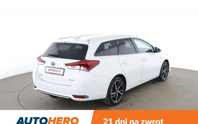 Toyota Auris cena 70600 przebieg: 105397, rok produkcji 2017 z Biała małe 326